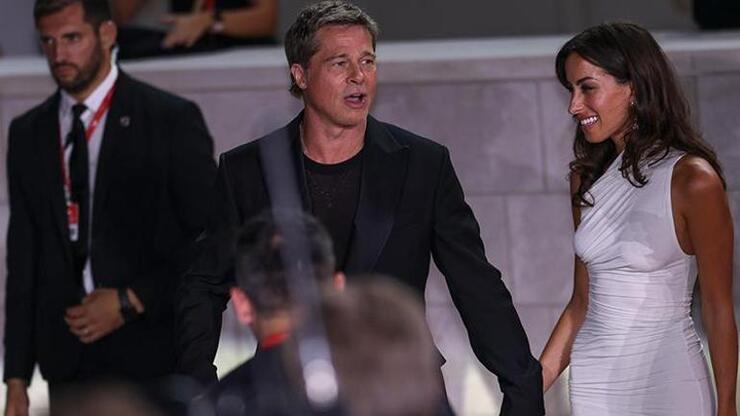 Aşıklar Venedik'te El Ele! Brad Pitt ve Ines de Ramon İlişkilerini Resmen Duyurdu