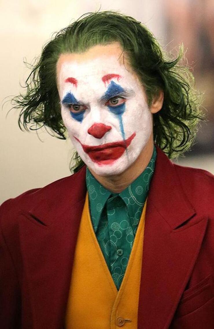 Joaquin Phoenix, Joker Rolü İçin Aylarca Sadece Elma ve Marul Tükettiğini Açıkladı
