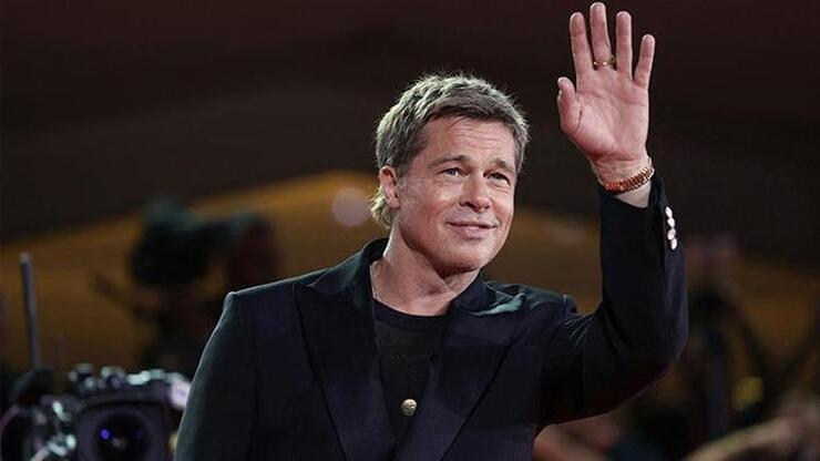Aşıklar Venedik'te El Ele! Brad Pitt ve Ines de Ramon İlişkilerini Resmen Duyurdu