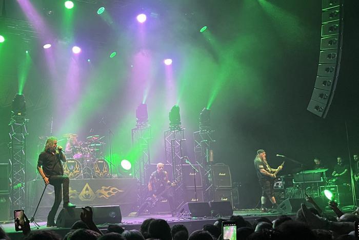 Overkill, İstanbul’da Yeni Albümü "Scorched" ile Metal Severlere Coşku Doldurdu