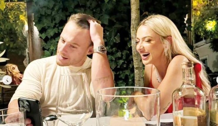 Hadise ve Kerem Bürsin'den eğlenceli anlar: Gondol sefalarında şaka dolu anlar