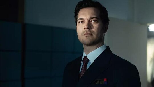 Çağatay Ulusoy, teknede dev orkinos yakalayarak av macerasını sosyal medyada paylaştı!