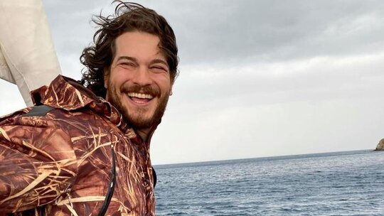 Çağatay Ulusoy'un Sosyal Medyada Paylaştığı Dev Orkinos Avı Gündem Oldu