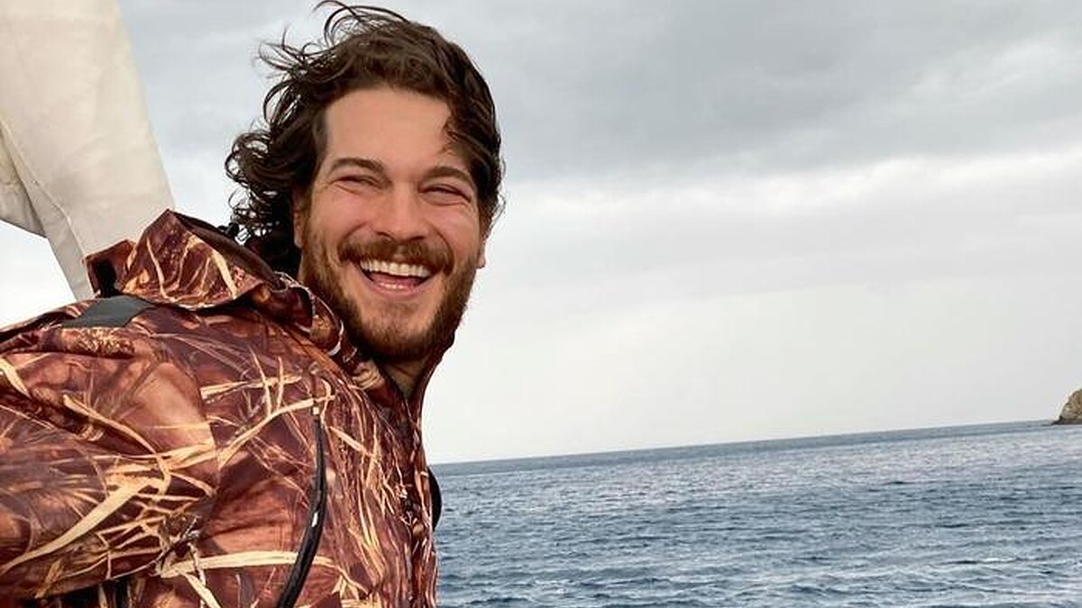 Çağatay Ulusoy'un Sosyal Medyada Paylaştığı Dev Orkinos Avı Gündem Oldu