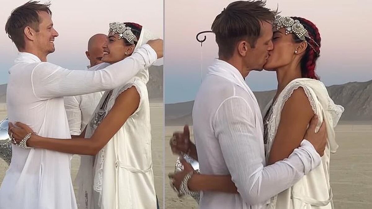 Issız Nevada Çölü'nde Yalnızca Birkaç Misafirle İki Aşk Kuşu Evlendi