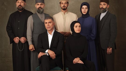 Kızıl Goncalar Dizisi Bu Sezon Final Yapıyor! Yapımcı Turgut Açıklamada Bulundu