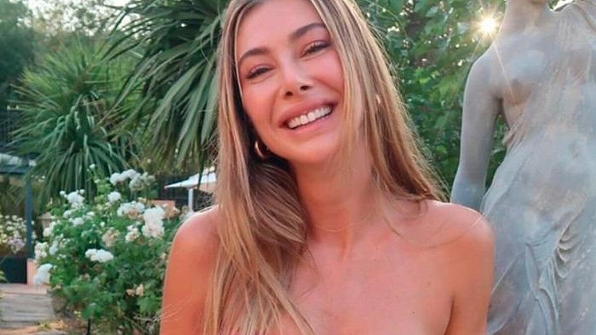 Şeyma Subaşı'nın Kısa Saçlarıyla Poz Verdiği Anlar Sosyal Medyada Olay Yaratıyor