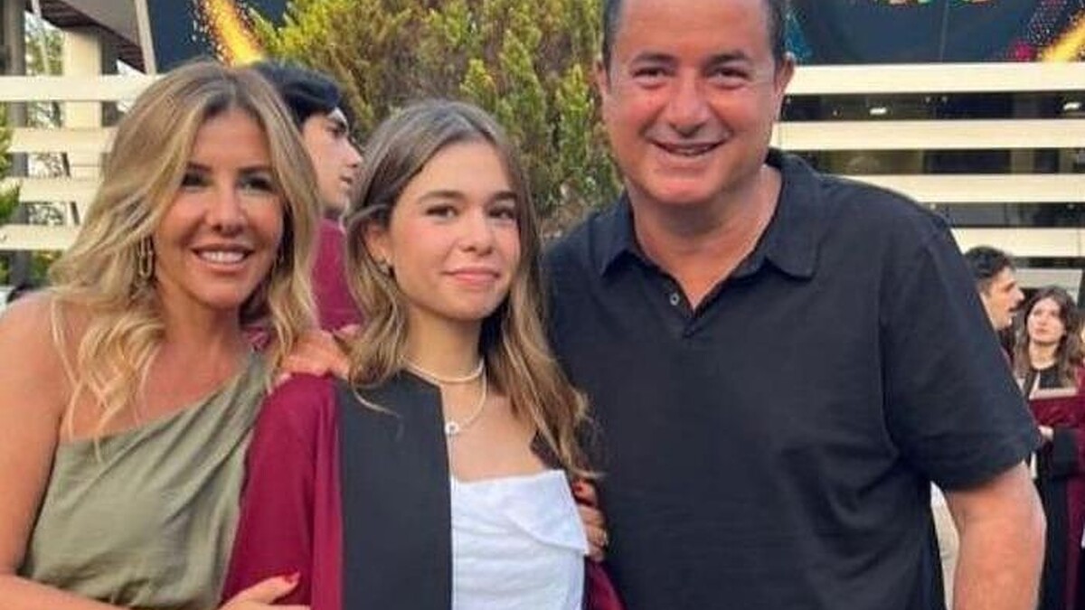 Zeynep Yılmaz, Acun Ilıcalı'nın düğününden sonra yeni aşkı Bülent Ciritci ile poz paylaştı