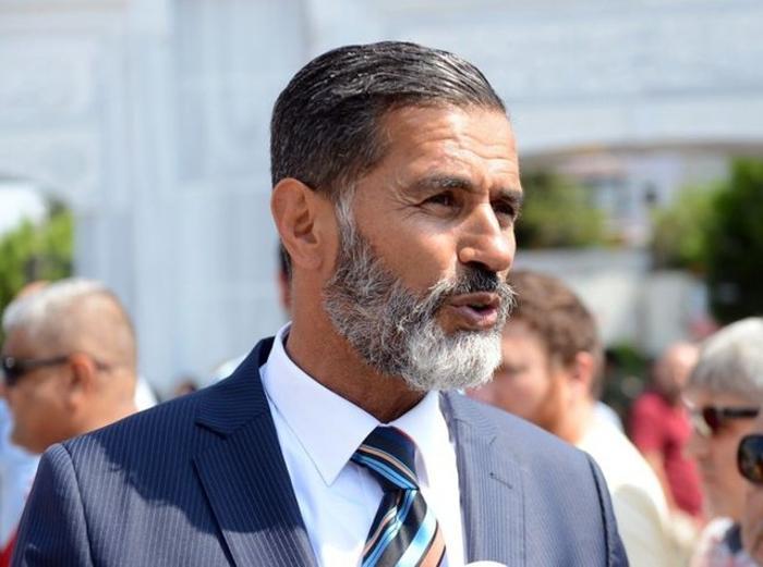 Yaşar Alptekin'den Gençlere Önemli Uyarı: Anne Babalarınızı Üzmek Kendinizi Üzmek Demektir
