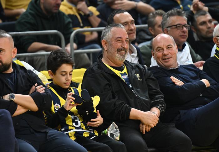 Kemal Yılmaz, Erşan Kuneri dizisindeki oyunculuk deneyimini "Bayıldım" diyerek değerlendirdi