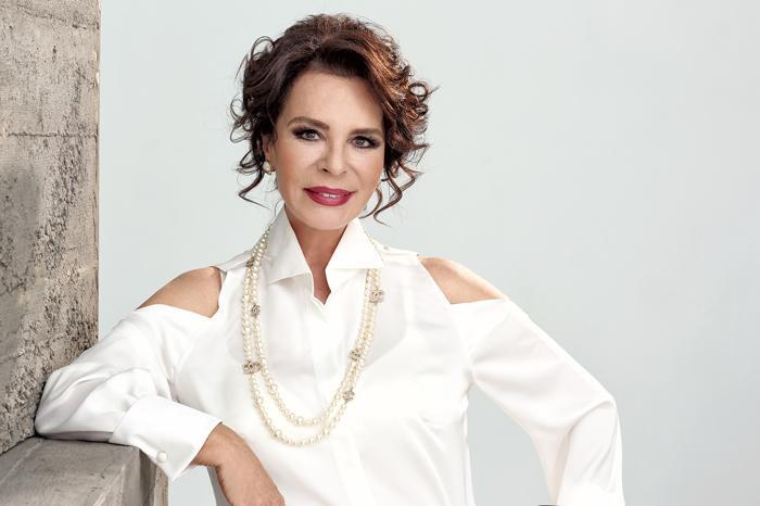 Hülya Koçyiğit'ten Torunu İçin Özel Rica: "Bana Çocukluğumu Hatırlatıyor"