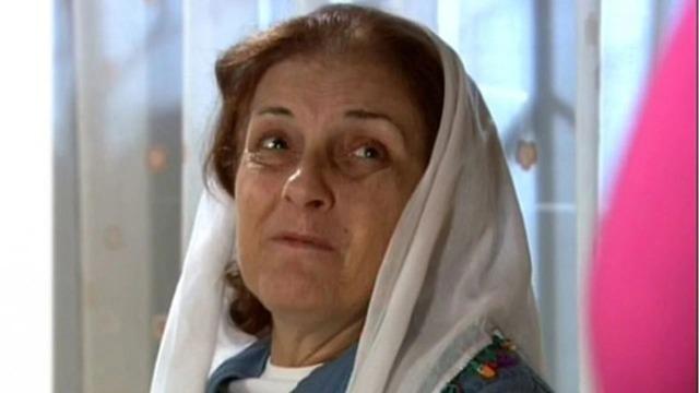 Yaprak Dökümü'nün Cevriyesi Güler Ökten, Annem Ankara dizisiyle ekrana dönüyor!