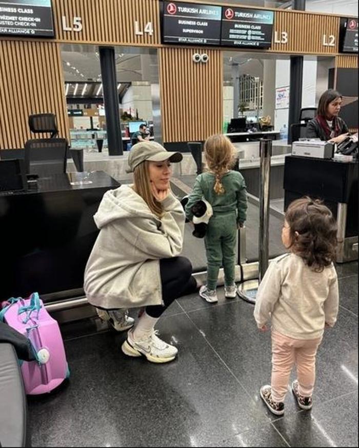 Sinem Kobal: Annelik Eğlenceli Bir Deneyim ve Sevgi Her Şeyin Temeli