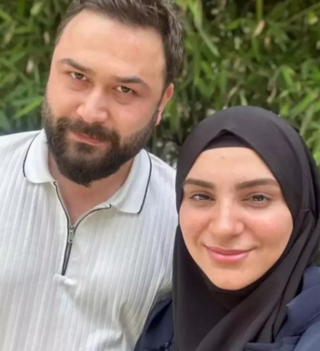 Popstar Özlem Güneş Boşandı ve Tesettürden Çıktı, Gelecekte Dönüşüm İhtimali Söz konusu