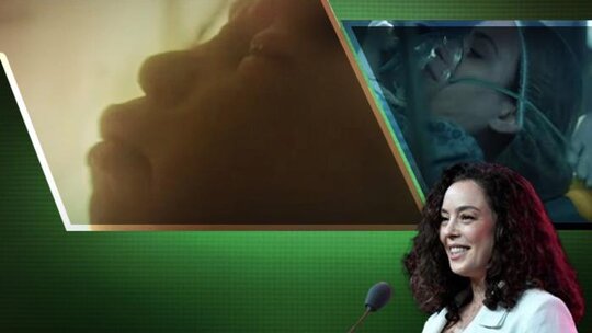 Azra Akın, Sağlık Bakanlığı'nın 'Normal Doğum' kampanyasına destek verirken eleştirildi!