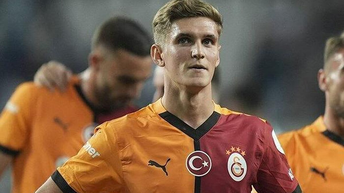 Elias Jelert'in Galatasaray'daki Geleceği Sorgulanıyor, Düşük Performansı Tartışma Yarattı