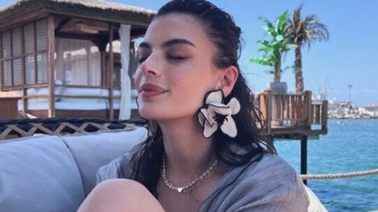 Esengül Aypek, Basketbolcu Metehan Akyel ile Yeni Bir Aşka İmza Attı!