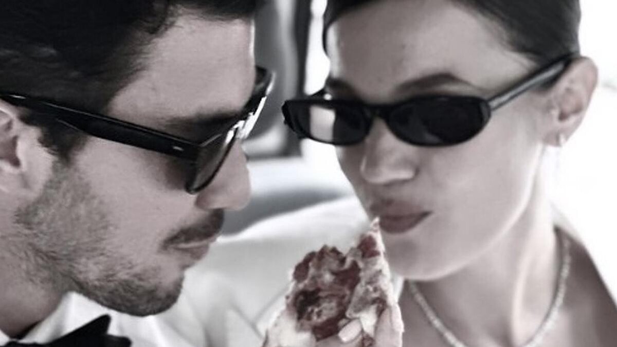 Kaan Yıldırım ve Pınar Deniz mutlu anlarını kutladı, erkek bebek müjdesi geldi