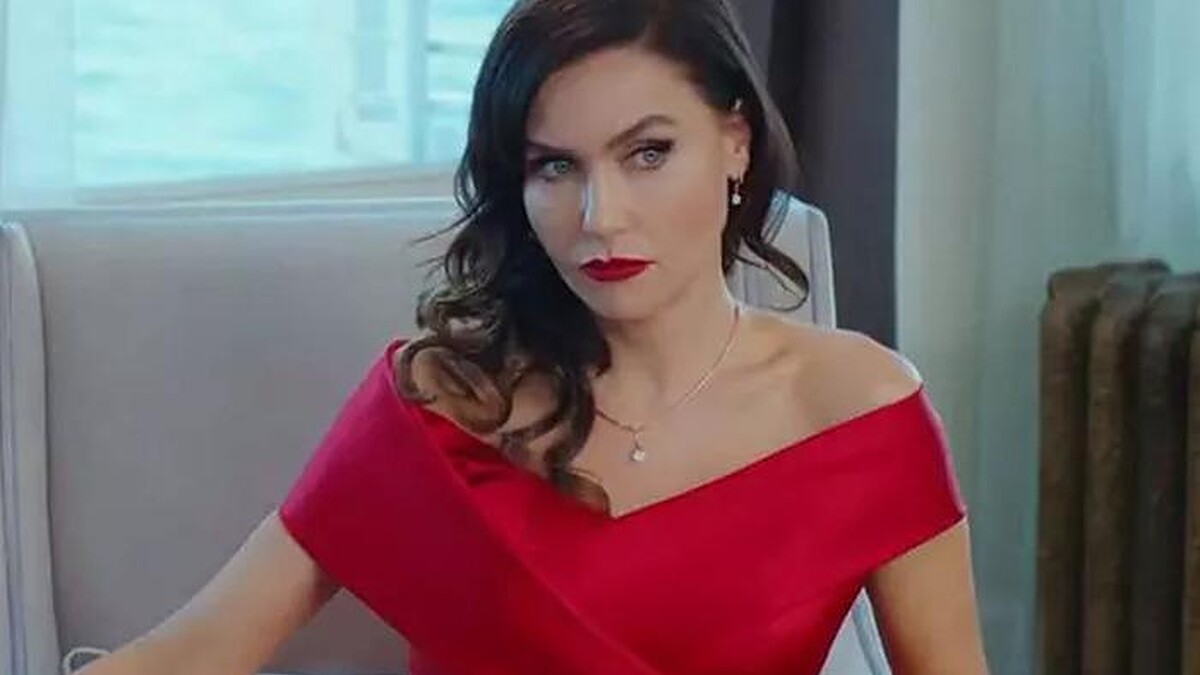 Konak Belediyesi'nin Şevval Sam'a Ödediği 5.3 Milyon TL'lik Konser Ücreti Tartışma Yarattı