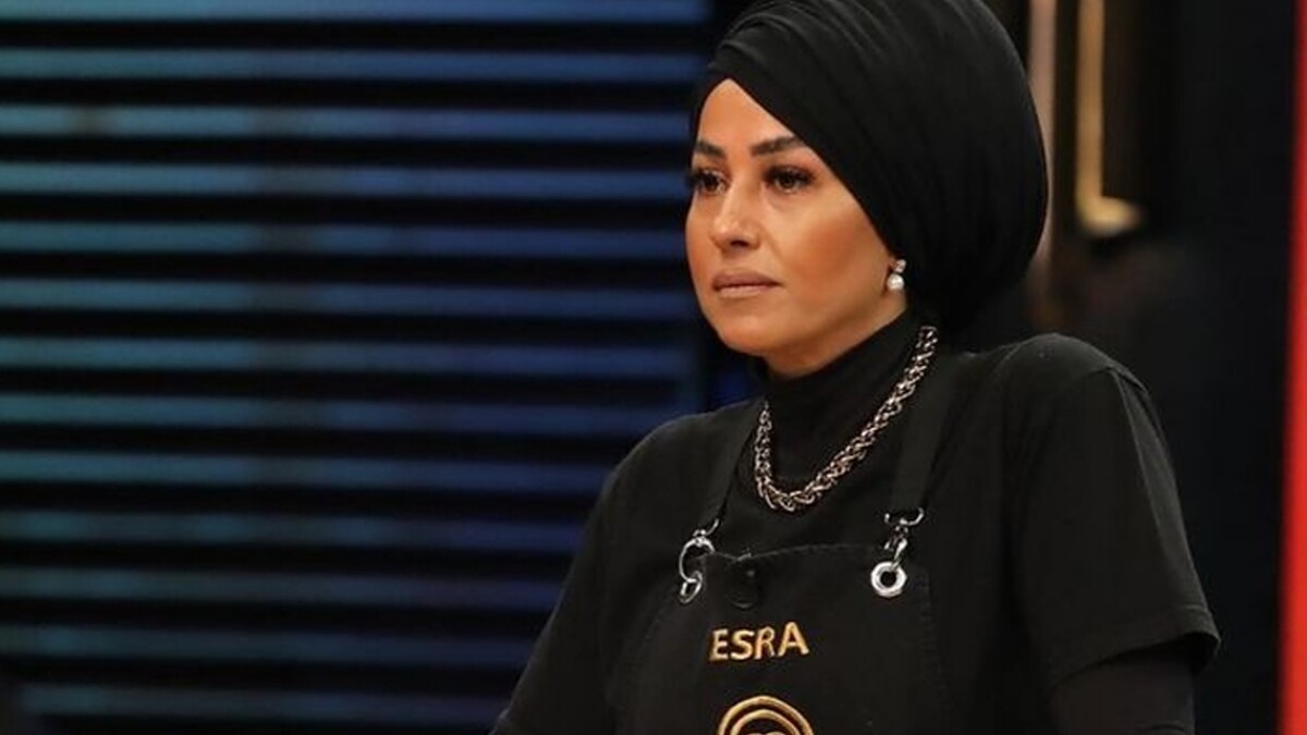MasterChef Eski Yarışmacısı Esra Tokelli’nin Dikkat Çeken Makyajı Eleştiri Topladı