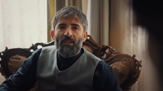 Mert Turak'tan Kızıl Goncalar'daki Naim Efendi'ye gelen tepkiler: Teyzeler yüzüme tükürüyor