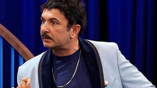 Toygan Avanoğlu ve Eşi Şiva Behrouzfar Tatilde Gösterdiği Güzellikle Dikkat Çekti!