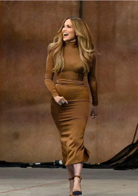 Jennifer Lopez'ten Trump'a Sert Yanıt: "Bu Topraklar Hepimizin" Dedi