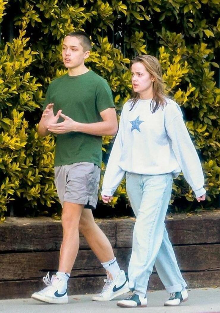 Ünlü İkizlerin Ebeveyn Kavgası Arka Planda: Angelina Jolie ve Brad Pitt'in Çocuklarına Etkisi