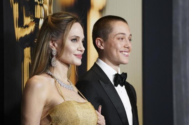 Ünlü İkizlerin Ebeveyn Kavgası Arka Planda: Angelina Jolie ve Brad Pitt'in Çocuklarına Etkisi