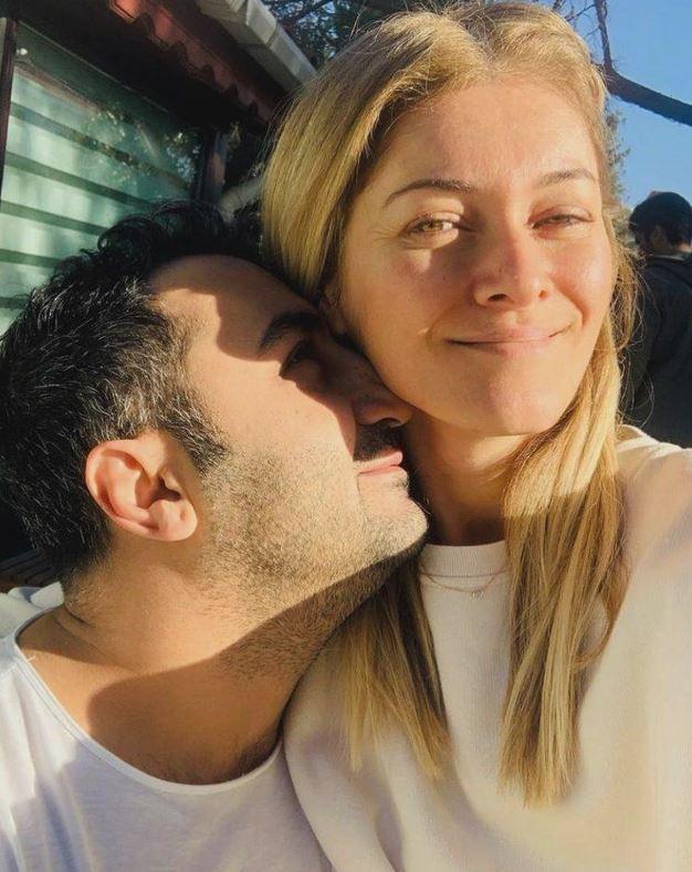 Onur Buldu'nun Eşi Duygu Kozoğlu'nun Güzelliği Kameralara Yansıdı