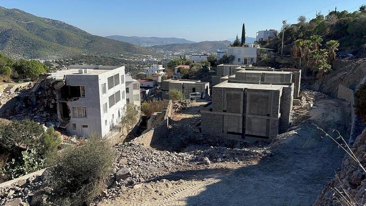 Bodrum'da 8 Villa İçin 40 Ağaç Kesildi, Suavi'nin Projesi İmar İncelemesine Tabi Tutuluyor