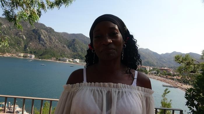 Della Miles, Muğla'da bulduğu huzuru mutlulukla paylaştı: Enerji ve nimet dolu bir deneyim