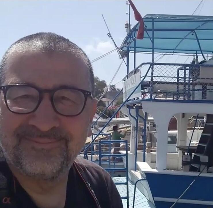 Yalçın Çakır Bodrum'da sakin hayat sürüyor, 63 yaşındaki sunucunun son durumu merak konusu!