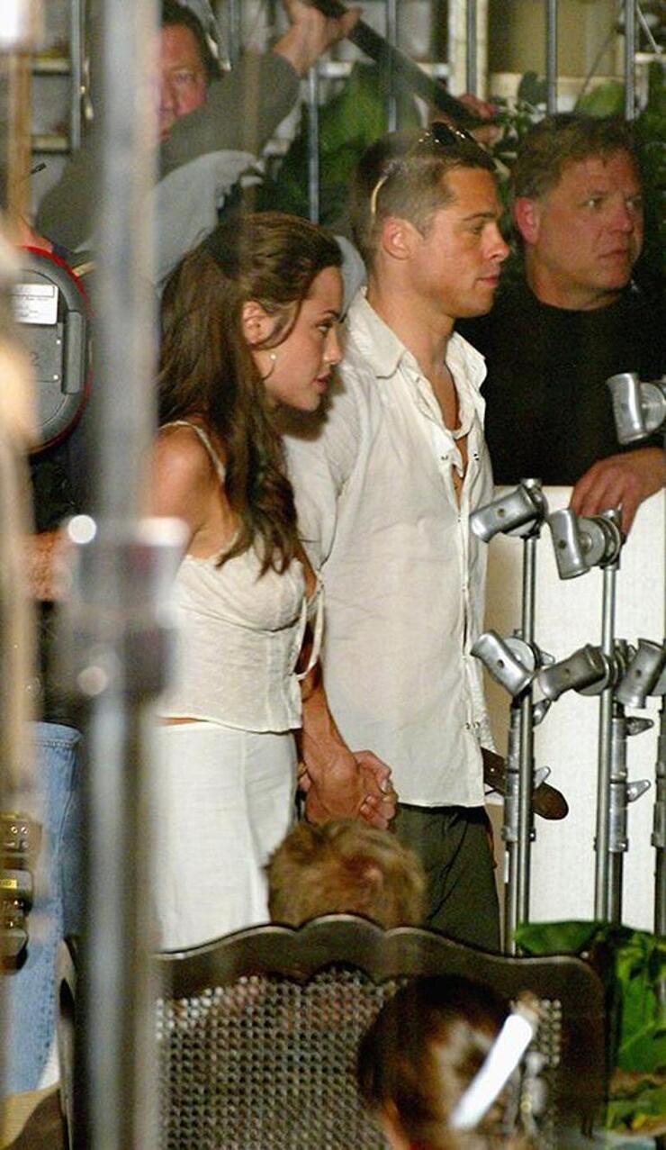 Ünlü İkizlerin Ebeveyn Kavgası Arka Planda: Angelina Jolie ve Brad Pitt'in Çocuklarına Etkisi