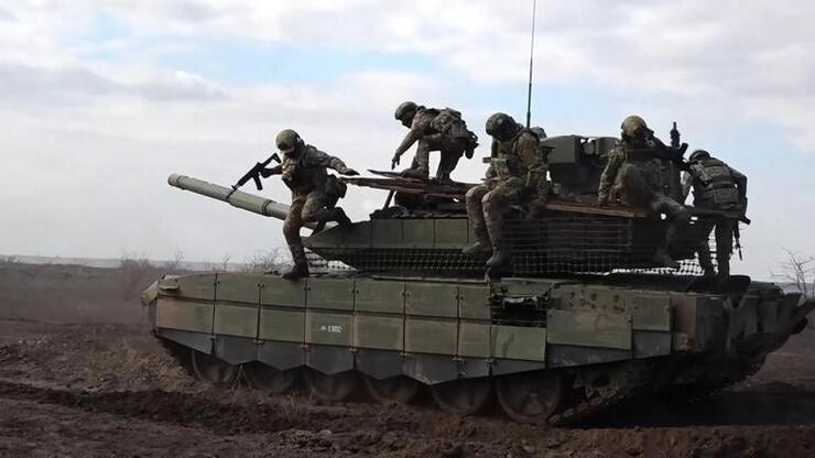 Ukrayna Genelinde Hava Saldırısı Alarmı Verildi, Sivil Halk Sığınaklara Davet Edildi