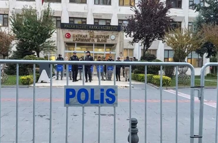 Yavaş'tan kayyum tepkisi: Meclis'e yasa değişikliği çağrısı ve halk iradesine vurgu!
