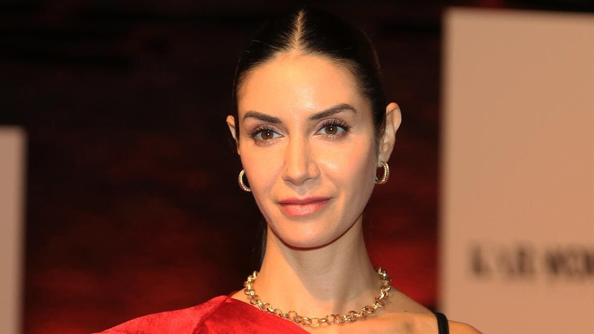 Ahu Yağtu yeni aşkını sosyal medyada duyurdu, Cem Yılmaz'ı unuttu mu?