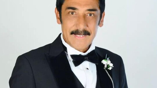 Ankaralı Turgut'un Sağlık Durumu Ciddileşti, Menajeri Tedavi Sürecini Açıkladı