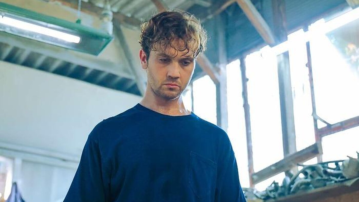 Aras Bulut İynemli'nin Deha dizisindeki bölüm başı kazancı 1.5 milyon TL oldu! Villası yangında zarar gördü