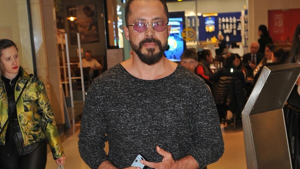 Bahadır Tatlıöz'den rap dünyasına eleştiri: Kadınları aşağılayan sözlere tepki gösterdi