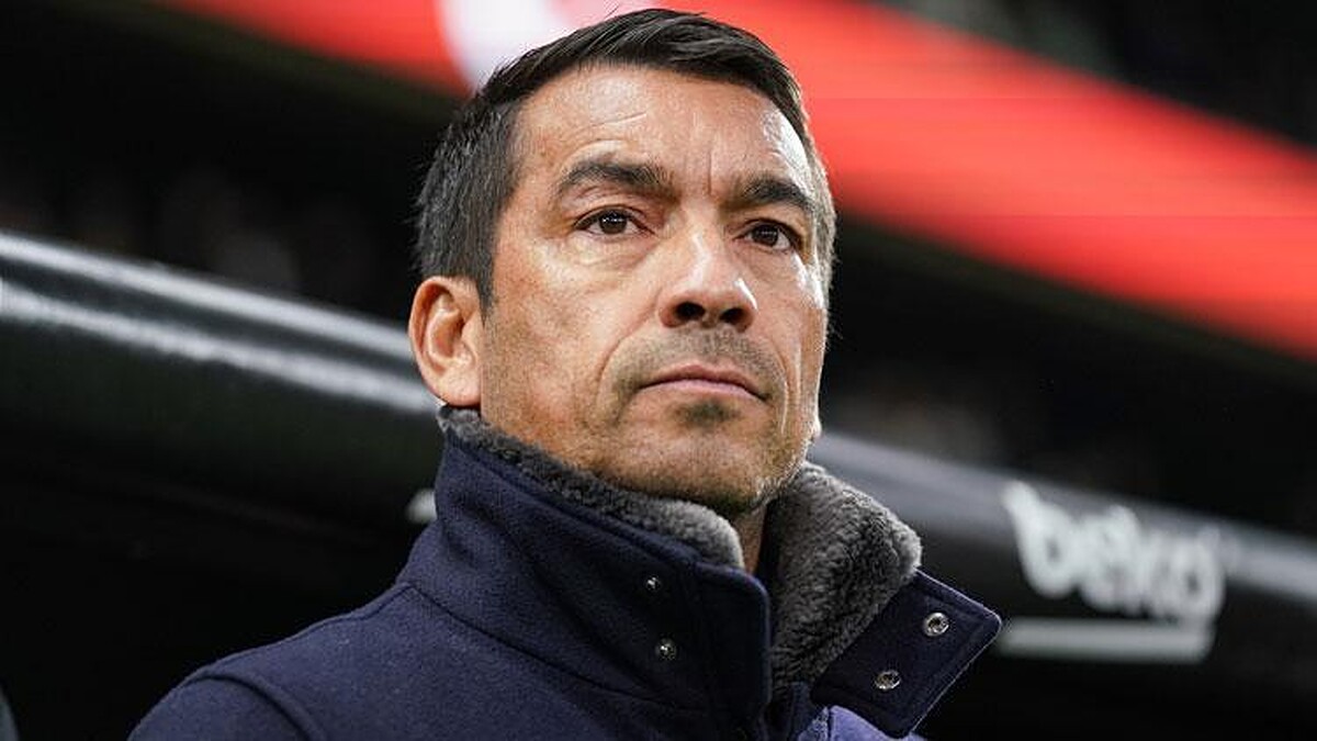 Beşiktaş, Giovanni van Bronckhorst ile karşılıklı olarak yolları ayırdı
