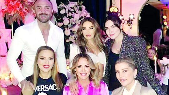 Demet Akalın ve Okan Kurt'tan 13. Yıldönümü Kutlaması ile Gülşen'e Pişmanlık Açıklaması