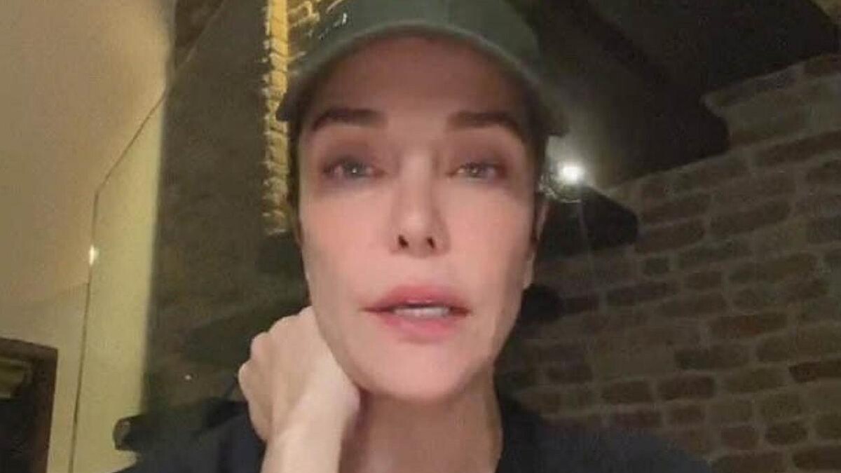 Deniz Akkaya, Eski Eşi ve Avukatına Sert Sözlerle Yüklendi, Hukuk Mücadelesini Sürdürecek!