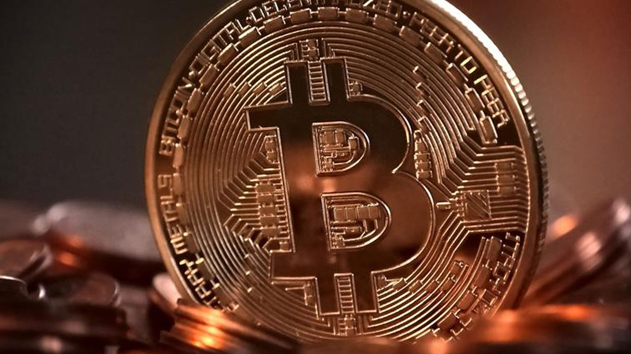 El Salvador, Bitcoin Yatırımıyla 305 Milyon Dolar Kâr Elde Etti