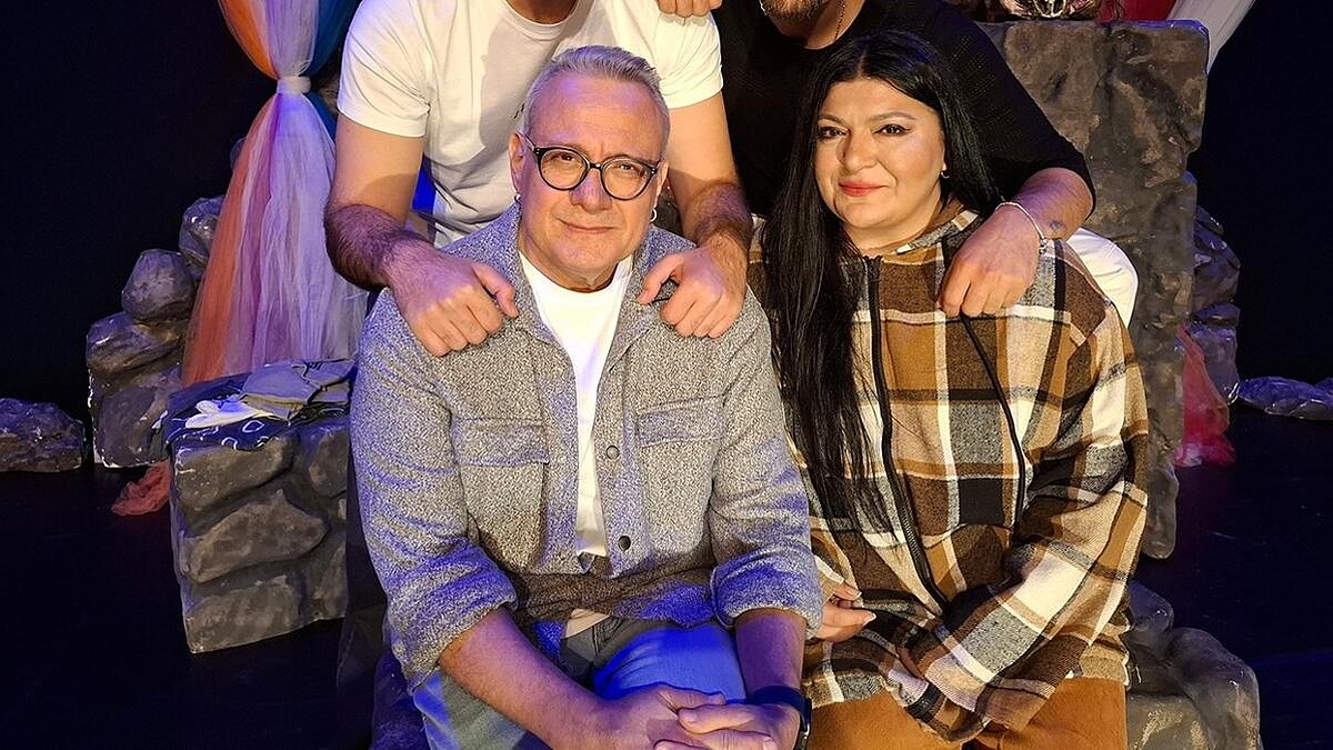 Engin Alkan: Tiyatro, kendi yıldızlarını yaratma yeteneğini kaybediyor