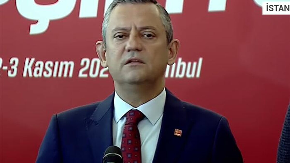 Esenyurt Mitinginde Gözler Mansur Yavaş ve Diğer Belediye Başkanlarını Aradı