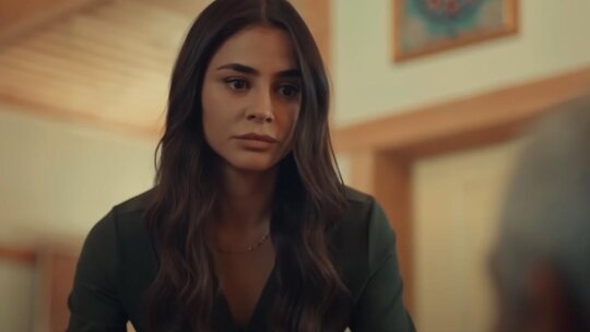 Gönül Dağı'nın Asuman'ı Hazal Çağlar ve Fenerbahçeli Samet Akaydın aşkını sosyal medya ortaya çıkardı