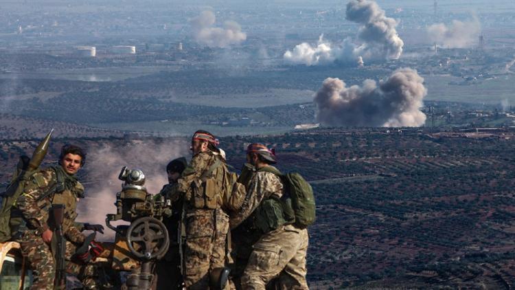Halep'te çatışmalar tırmanıyor, öğrenci yurduna bombardıman sonucu can kaybı artıyor!