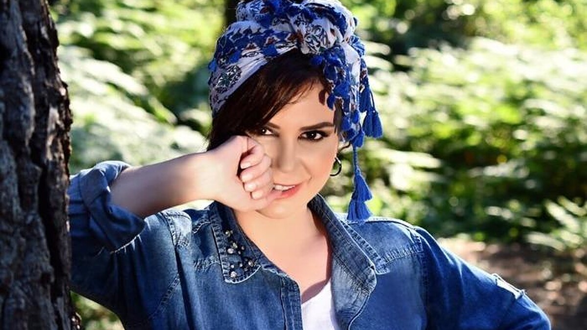 Hülya Polat Evini Tanıttı: 2+1 Dairede Mütevazı ve Samimi Bir Yaşam Sürüyor