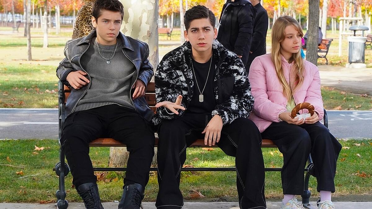 Kod Adı Kırlangıç: Gizemli Kitaplığın Sırrı ve Zorbalık Sorunu Nasıl Çözülecek?